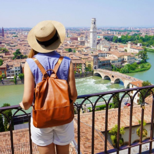 Tinerii gălățeni invitați să exploreze oportunitățile de mobilitate europeană cu „Time to Move”