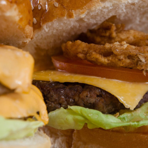 Cel mai scump hamburger din lume este servit în apropiere de Barcelona