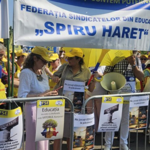 Guvernul amână până în 2026 plata diferențelor salariale pentru profesori