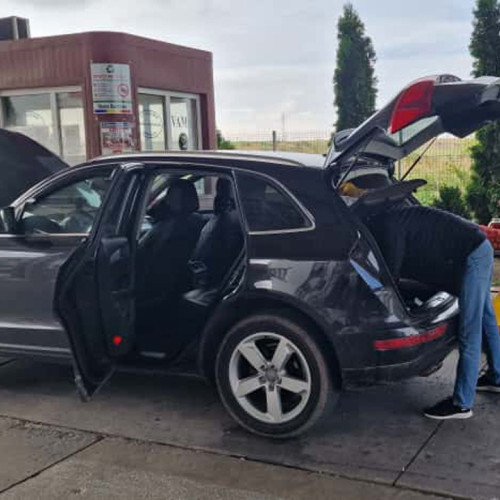 Țigarete de contrabandă descoperite la frontiera Stânca ascunse în mod ingenios