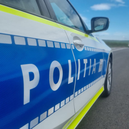 Bărbat fără permis, prins conducând autoutilitară neînmatriculată sub influența alcoolului