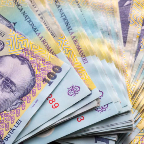 Euro atinge maximul ultimelor cinci luni pe fondul incertitudinilor economice din România