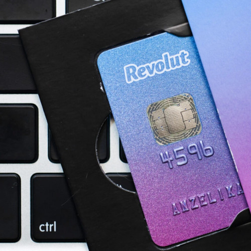 Revolut lansează Serviciul afișare nume beneficiar pentru conturile din România