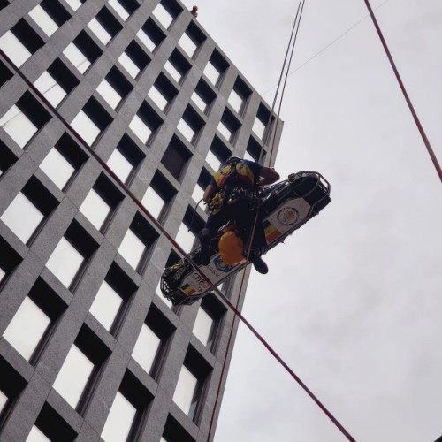 Primul concurs HERO Romania dedicat salvării la înălțime va avea loc la Brașov