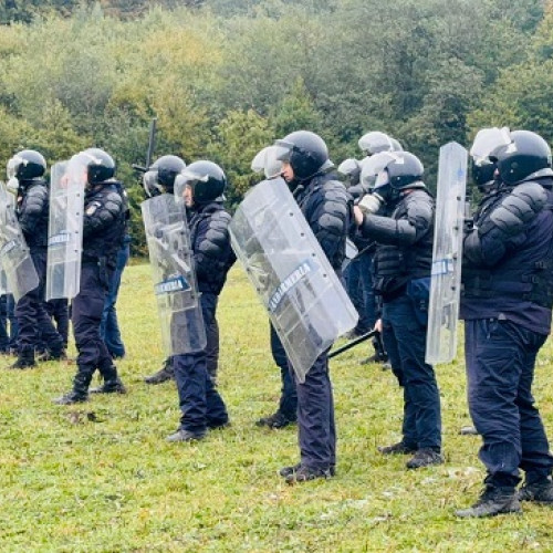 Jandarmii brașoveni au participat la exercițiul tactic „SARMIS OLT” pentru protecția comunității
