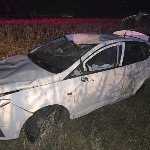 Accident rutier în Andrei Șaguna cu trei persoane implicate și două victime spitalizate