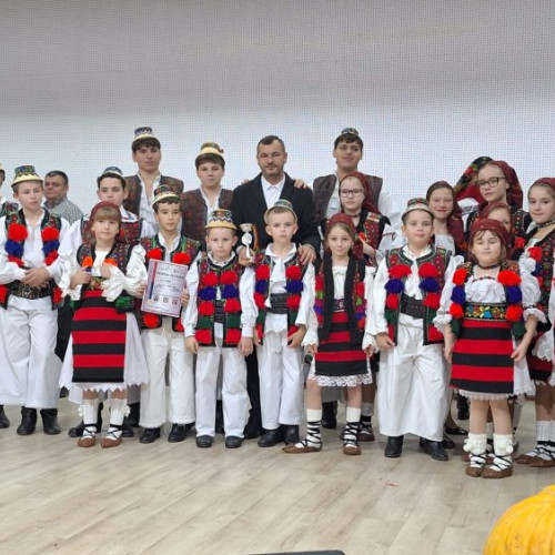 Ansamblul „Ronișoara” din Rona de Jos a câștigat trofeul la festivalul tradițiilor lăpușene