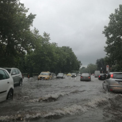 Toate școlile din Constanța vor fi închise miercuri din cauza codului roșu de ploi