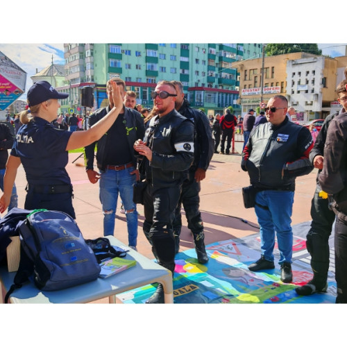 Polițiștii și motocicliștii din Roman au promovat siguranța în trafic