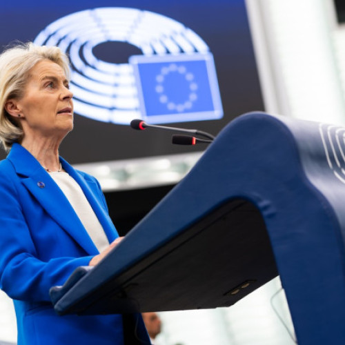 Ursula von der Leyen cere unitate în Parlamentul European în fața moțiunilor de cenzură