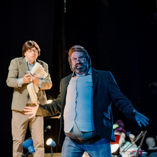 Teatrul Dramatic „Fani Tardini” deschide Festivalul Național de Comedie cu o satiră asupra birocrației românești