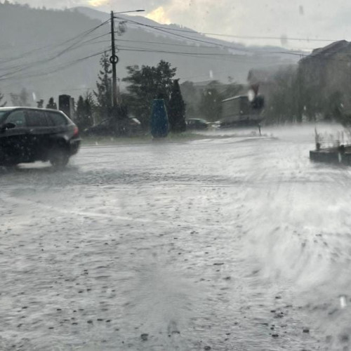 Coduri galben, portocaliu și roșu de vreme severă valabile până pe 8 octombrie