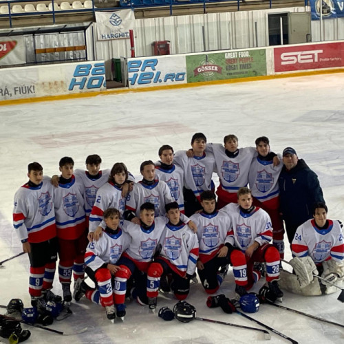 Gălățenii de la CSM, victorii și înfrângeri în competițiile de hochei și handbal juniori