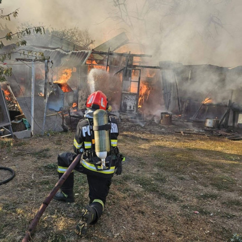 Incendiu mortal într-o casă din Slătioara, județul Vâlcea