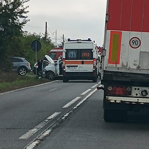 Accident rutier cu cinci victime conștiente în Baia Mare pe strada Europa