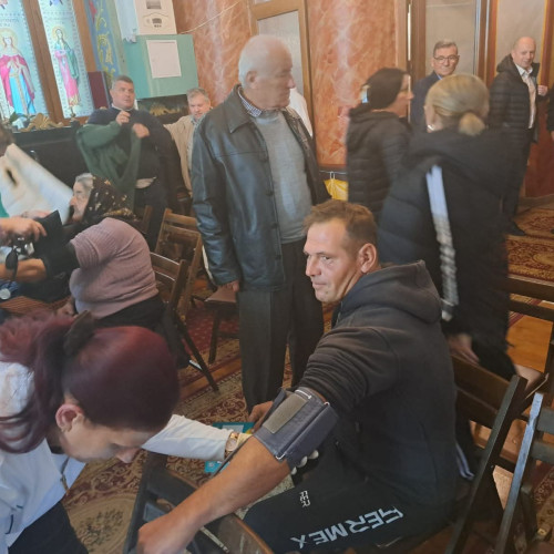 Caravana medicală Sfântul Nicodim a oferit consultații gratuite în Vărsături