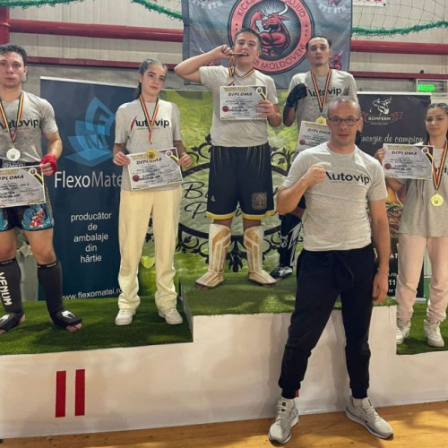 La Adjud, peste 250 de sportivi au participat la lupta răzeșilor de kickboxing