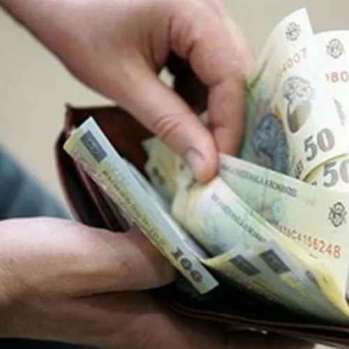 Veniturile gospodăriilor din România sunt aproape integral cheltuite în trimestrul II 2025