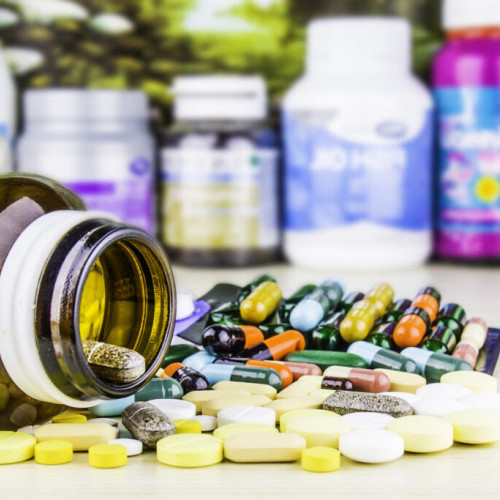 Alcoolul combinat cu analgezice poate afecta grav ficatul și rinichii