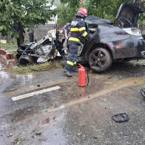 Tânăr din Dâmbovița a murit după ce a pierdut controlul mașinii pe DN 7