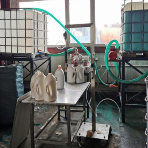 Depozit clandestin de detergent descoperit în judeţul Mureş: percheziţii concomitente în România şi Ungaria pentru contracararea contrafacerilor de mărci