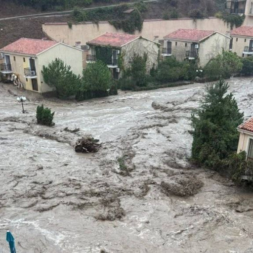 Autoritățile bulgare au declarat stare de urgență în estul țării din cauza ploilor torențiale