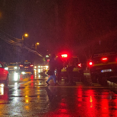 Pieton accidentat pe trecerea de pietoni la intersecția cu strada Corbului