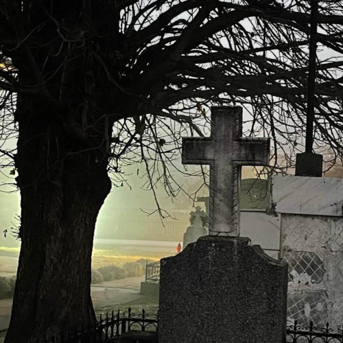 Moșii de toamnă 2025, sărbătoriți pe 1 noiembrie în memoria celor adormiți