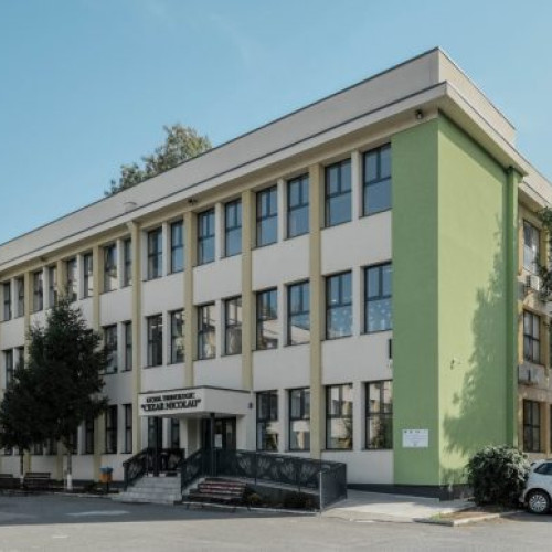 Internatul liceului Cezar Nicolau va fi reabilitat și consolidat cu fonduri europene