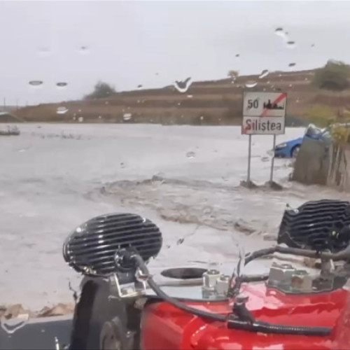 Localitatea Siliștea din Constanța, izolată de inundații, autoritățile evaluează evacuarea