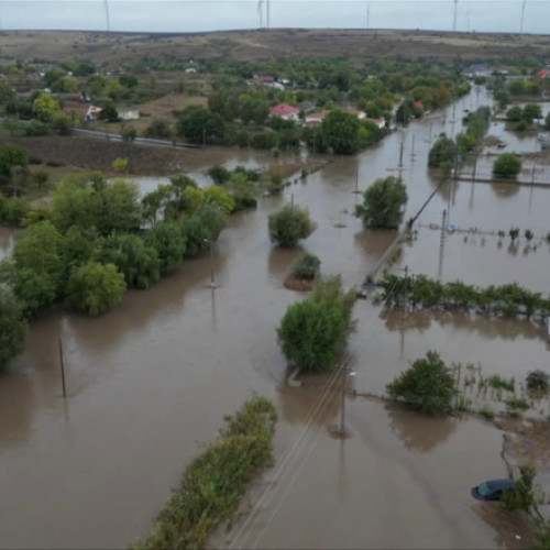 Cote de pericol depășite în județul Constanța după ploile torențiale