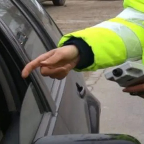 Tânăr amendat și suspendat pentru conducere sub influența alcoolului în comuna Vad