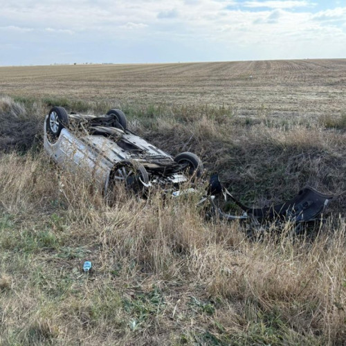 Tânăra rănită după ce s-a răsturnat cu mașina în județul Timiș