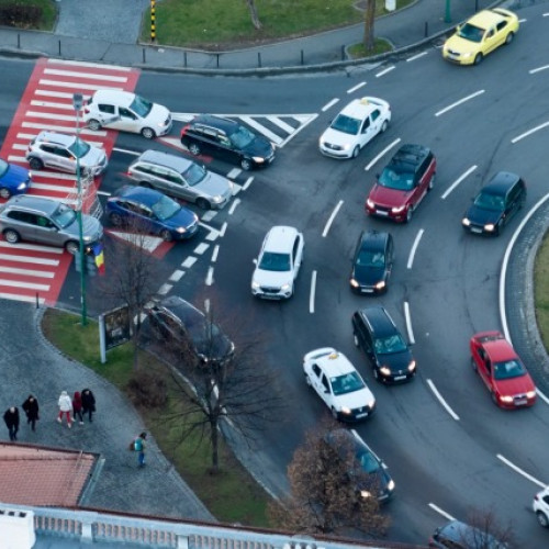 Proiect de taxă pentru șoferii din afara Bucureștiului care circulă în Capitală