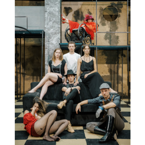 Teatrul Szigligeti prezintă spectacolul "Happiness Hunters" în cadrul FestiFall