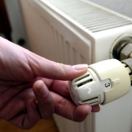 Guvernul analizează o ordonanță pentru sprijinirea primăriilor în achiziția de combustibil