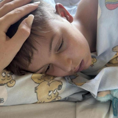 Stare gravă pentru Eduard, băiețel cu malformație cardiacă în Valea Jiului