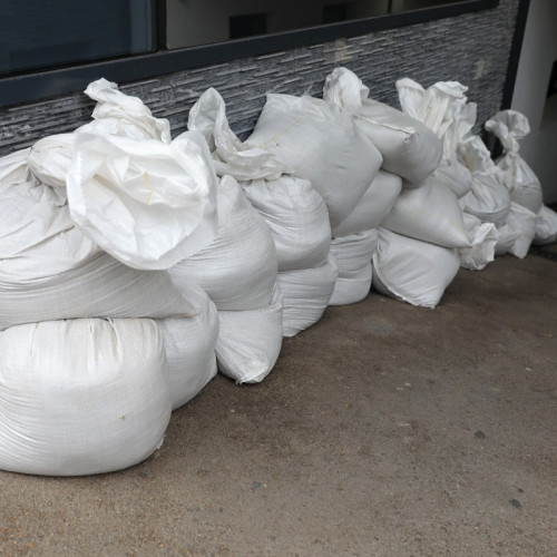 Sustragerea sacilor de protecție pune în pericol siguranța cartierelor din Constanța