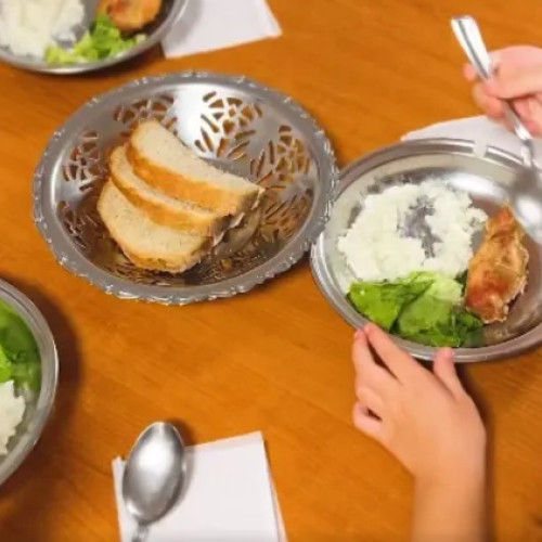 Părinți din Cluj semnalează zahăr adăugat în meniul creșelor, contrar declarațiilor oficiale