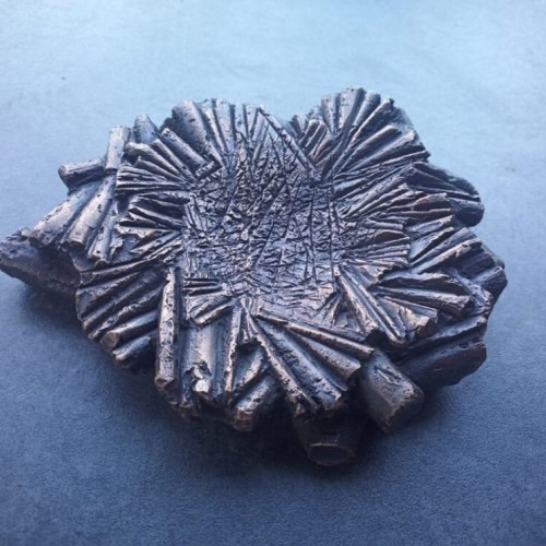 Premiul Grigore Bradea oferă 10.000 lei și o expoziție tinerilor sculptori