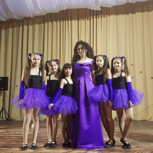 Marilena Sava Apostu a prezentat două povești noi în Cenaclul „Noduri și Semne”