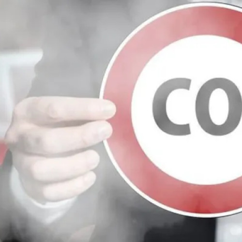 România pregătește taxa CO2 pentru combustibilii din clădiri și transport în 2027