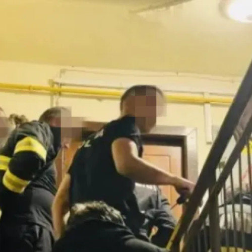 O femeie de 57 de ani găsită decedată într-un apartament din Cluj-Napoca