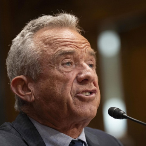 Robert F. Kennedy Jr. și Donald Trump susțin o legătură între circumcizie, Tylenol și autism