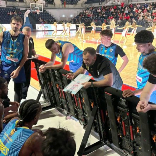 CSM BBA Petrolul Ploieşti a cedat în prima deplasare a sezonului la Oradea