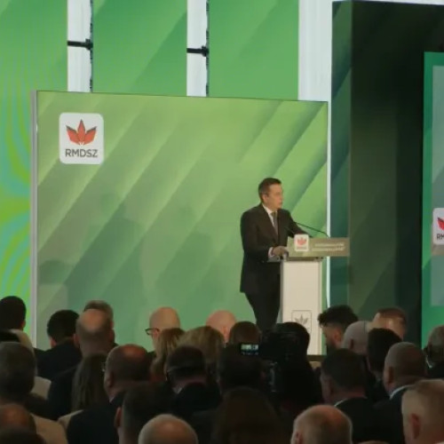 Sorin Grindeanu a părăsit sala la intonarea imnului Ținutului Secuiesc la congresul UDMR