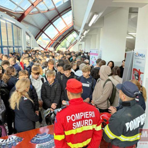 ISU Botoșani a promovat admiterea la Școala de Subofițeri de Pompieri în cadrul bursei locurilor de muncă