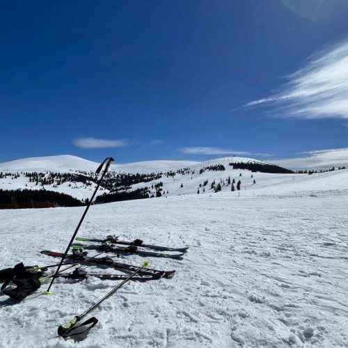 Vacanța de schi 2026 începe în perioada 9 februarie - 1 martie pentru elevii din Alba și alte județe