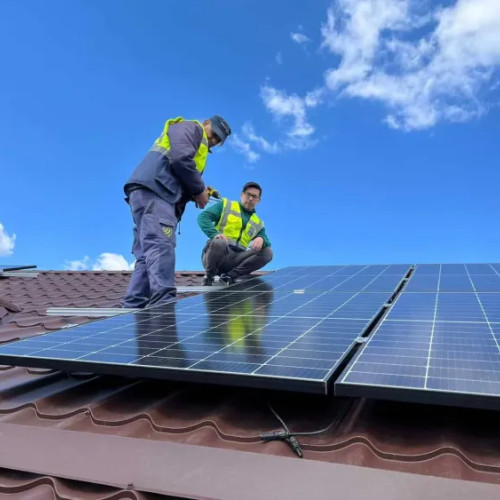 E.On și Evryo solicită modificarea legislației pentru echitatea prosumatorilor din rețeaua energetică