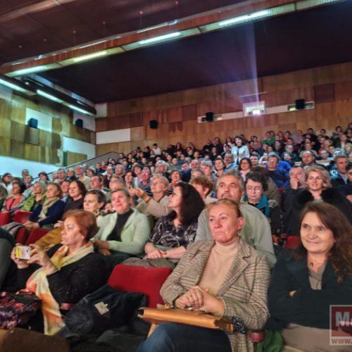 Premiera filmului Gașca de la drept, cu doi actori botoșăneni, a umplut cinematograful Unirea